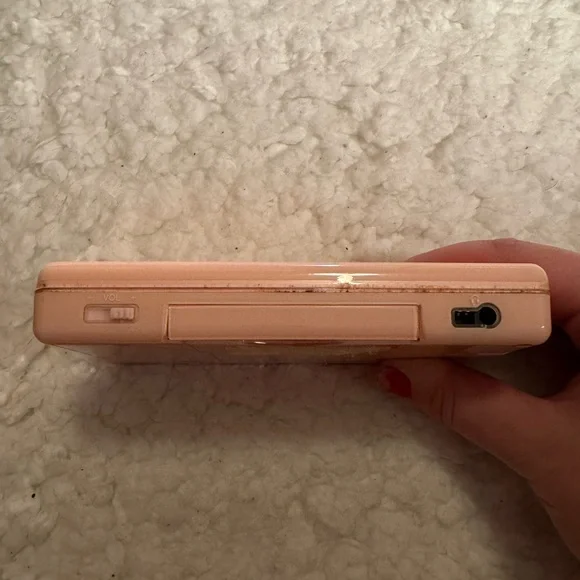 Nintendo DS Lite Pink Console with Game Collection - Picture 8 of 12